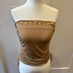 Vintage Y2K tan tube top with gold studs!